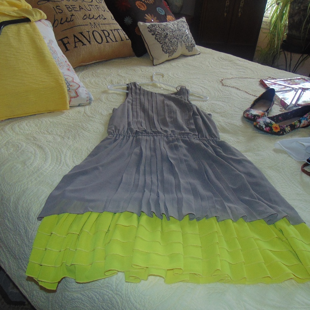 light chocolate and yellow lime dress